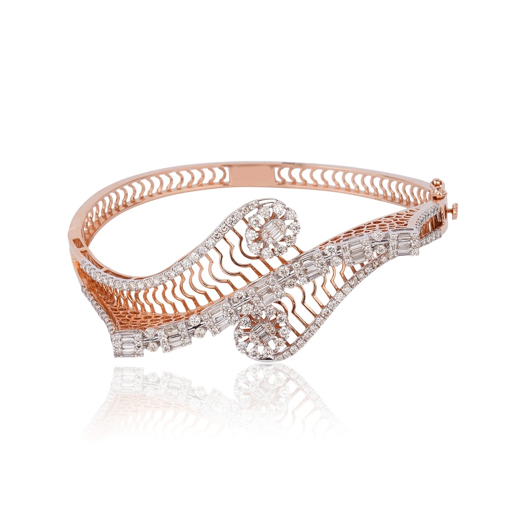 DIAMOND BRACELET