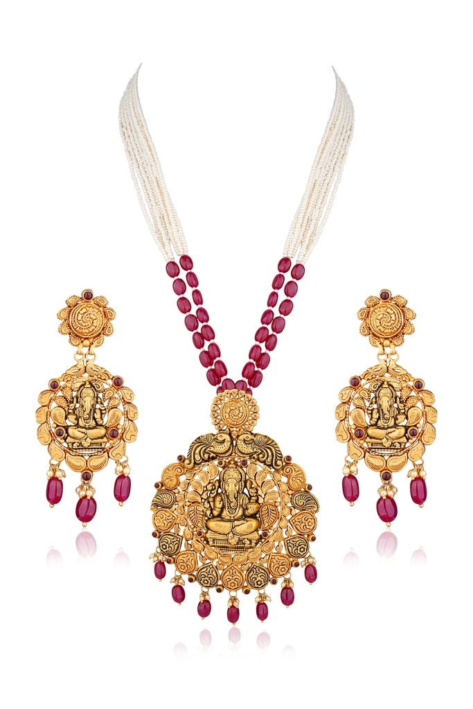 String Pendant Set